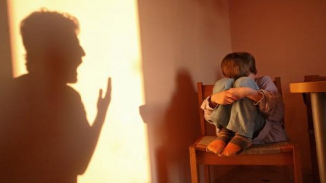Aile içi şiddet çocukları saldırganlaştırıyor