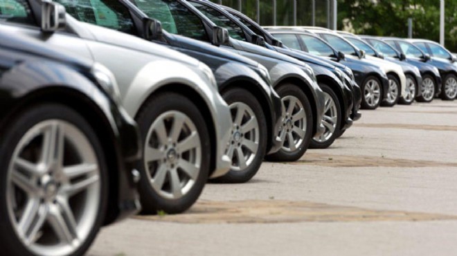 Sıfır otomobil fiyatlarına kur ayarı: Yıl sonuna kadar en az yüzde 10 zam!