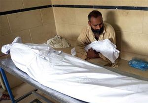 Pakistan sıcaktan kavruluyor: 572 ölü