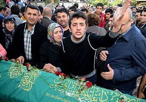 Cenazede PKK tepkisi: Babam sizin yüzünüzden öldü