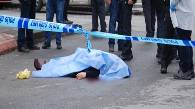 Sokak ortasında kadın cinayeti!