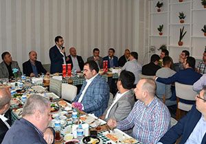 AK Partili Turhan lojistikçilerle buluştu