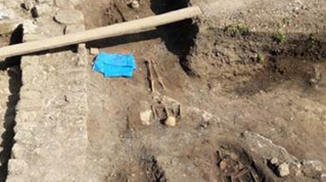 Tarihi kazı alanında insan iskeletleri bulundu