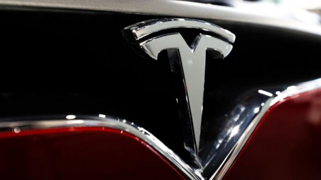 Tesla da kriz sürüyor: 80 bin araç daha çağrıldı!