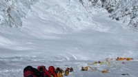 Everest'te kaybolan dağcı ölü bulundu