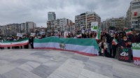 İzmir'deki İranlılardan Mahsa Amini protestosu