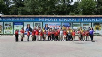 Öğrenciler Aydın Büyükşehir Belediyesi'nin fidanlığında ders işledi