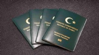 Sendikadan Yorgancılar’a ‘yeşil pasaport’ tepkisi ve vize göndermesi: Eleştiriyi memura değil hükümete yapın!