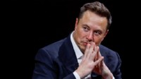 Tesla hissedarından Musk'a dava