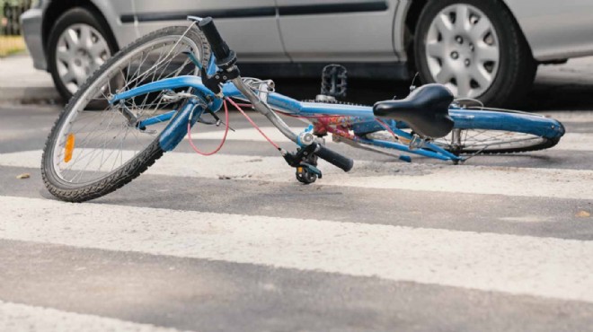 Tire de otomobilin çarptığı bisikletli çocuk yaralandı