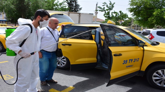 Torbalı’da taksi ve minibüsler dezenfekte edildi