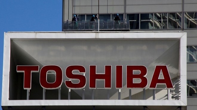 Toshiba, 20 milyar dolarlık teklifi reddetti