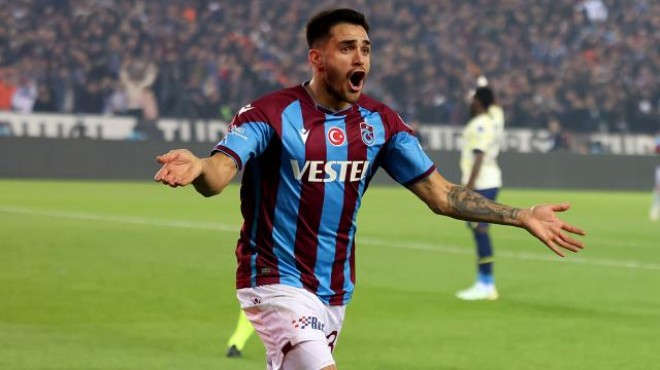 Trabzonspor Fenerbahçe yi iki golle geçti