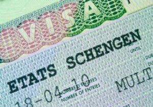 Almanya bir hafta dayanabildi: Schengen i askıya aldı!