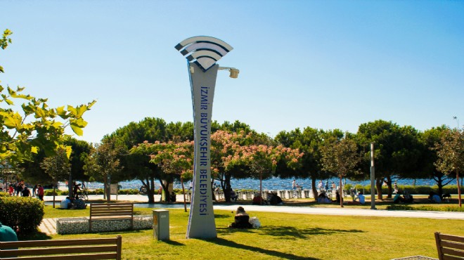 İzmir in ücretsiz internet ağı artık 30 ilçede!