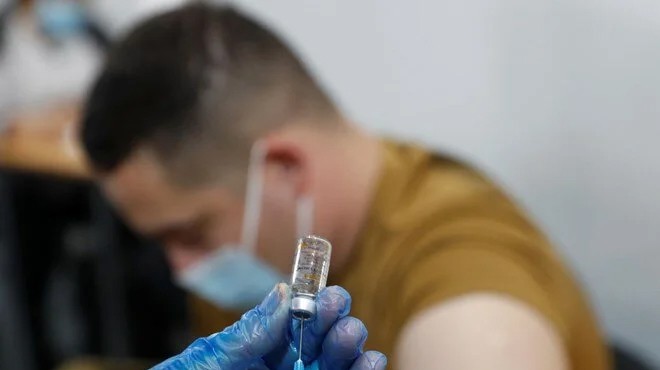 Ukrayna da iki doz aşı olanlara ödeme yapılacak