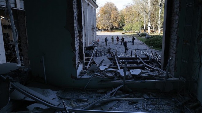 Ukrayna da Rus saldırıları sonucu 10 sivil öldü