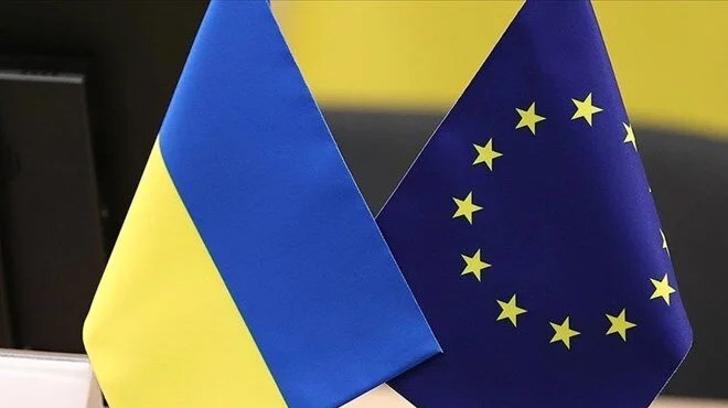 Ukrayna ya AB adaylık statüsü önerisi