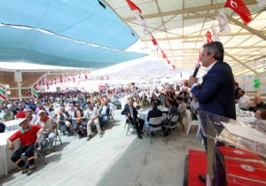 Karşıyaka’da bin 500 çalışanla 1 Mayıs yemeği
