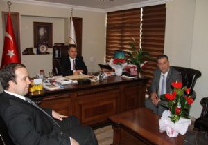 Başkan Piriştina’dan Özcan’a ‘hayırlı olsun’ ziyareti 