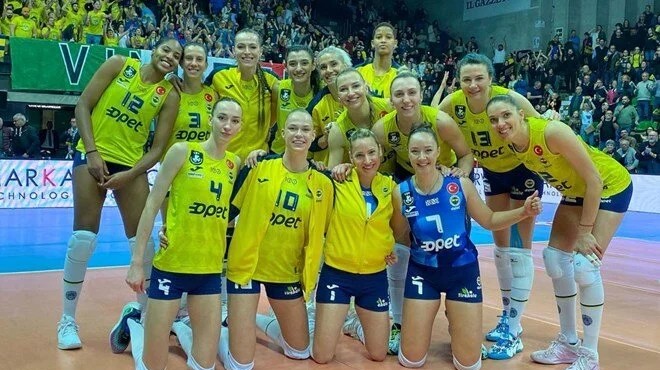 Voleybol tarihinde ilk: 3 Türk takımı Şampiyonlar Ligi nde yarı finalde