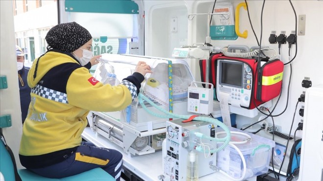 Yenidoğan ambulanslarıyla 20 bin bebek kurtarıldı