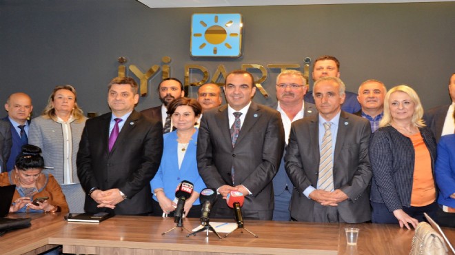 İYİ Parti İzmir’de aday adayları vitrinde… Bezircilioğlu: Çok güçlü bir kadro ile geliyoruz!