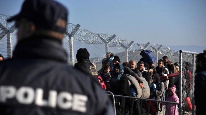 Yunanistan 240 mülteci iade edecek