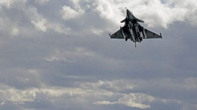 Yunanistan Fransa dan 18 tane savaş uçağı alıyor