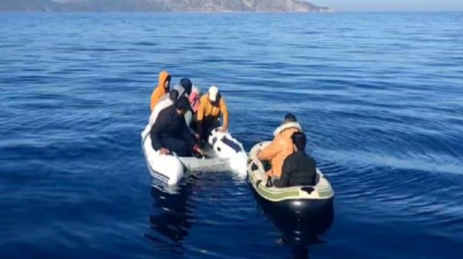 Yunanların ölüme ittiği 17 göçmen kurtarıldı