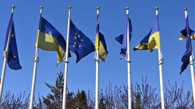 Zelenskiy: AB Ukrayna ya 1 milyon top mermisi sağlamaya hazır